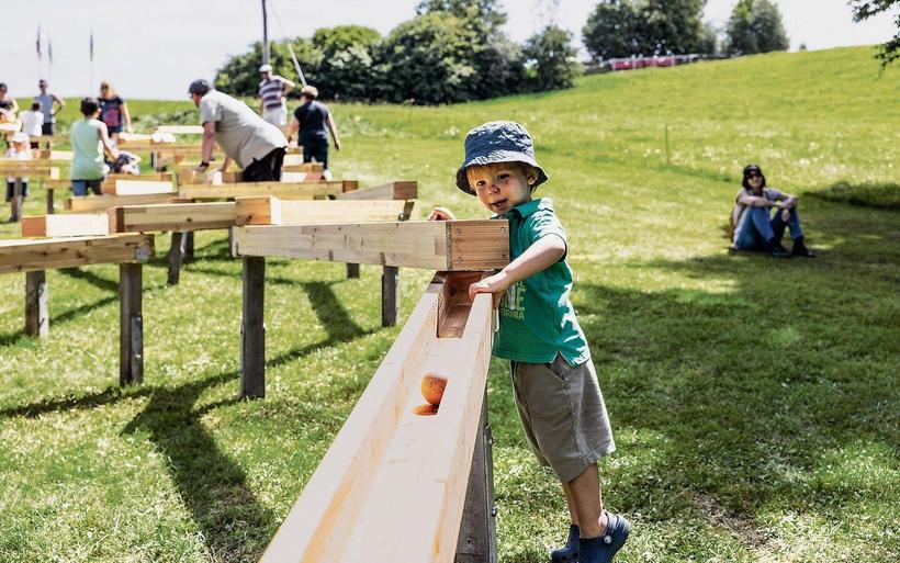 Die Riesenkugelbahn.