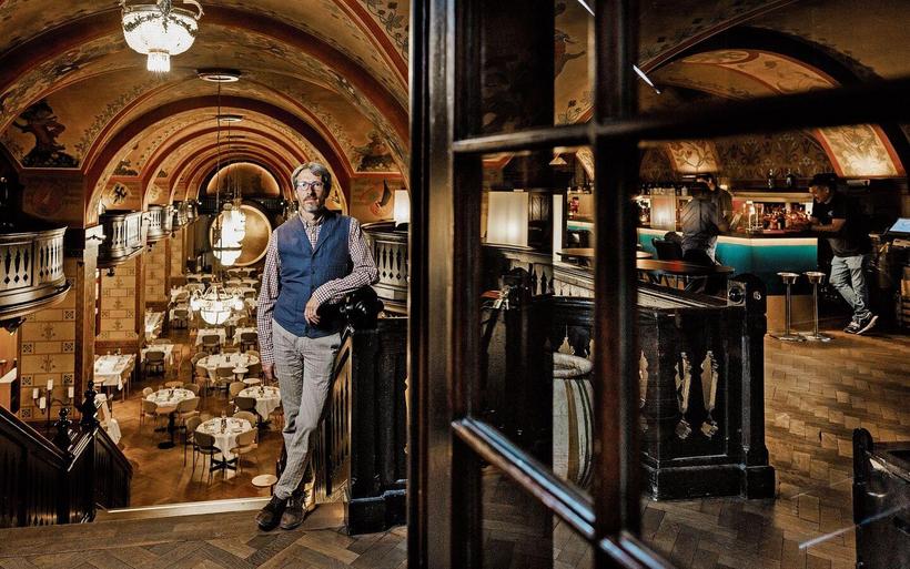 Ein Stück wertvolle Zeitgeschichte: Die Holzgalerien im «Kornhauskeller» stammen aus dem 19. Jahrhundert.