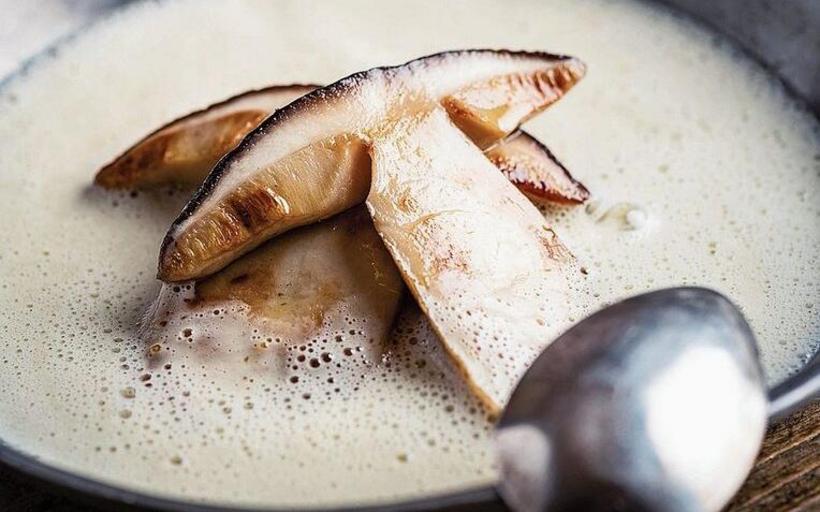 Steinpilzsuppe aus «Bap e Figl».