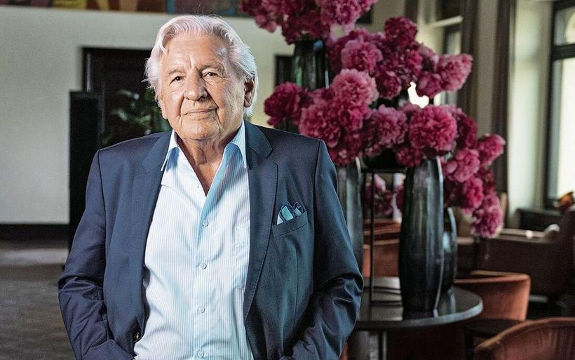 Hoteltester Karl Wild im «The Dolder Grand» in Zürich.