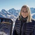 Chiara Gemperle während einer Produktion für Engadin Tourismus.