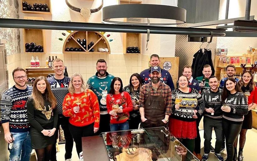 Das Team aus der Hinterhofmetzgerei, Staad