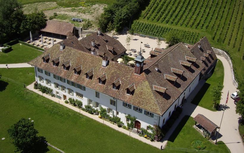 Klosterhotel St. Petersinsel im Bielersee