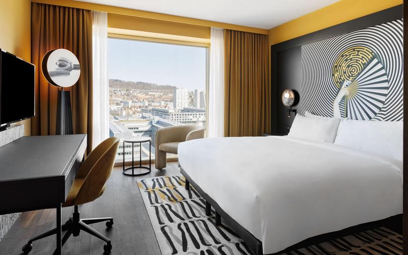 Comfort Room im Renaissance Zurich Tower Hotel