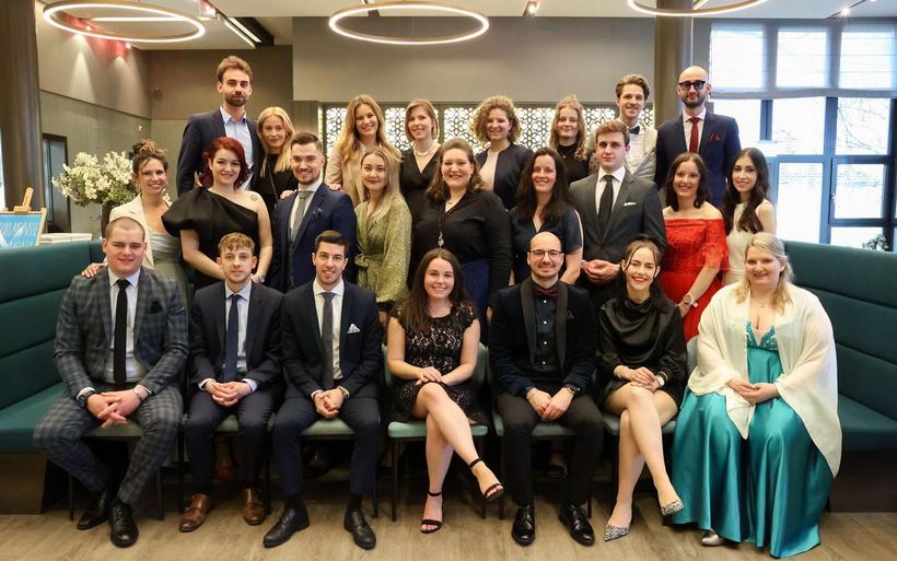 Diplomklassen Unternehmensführung 2