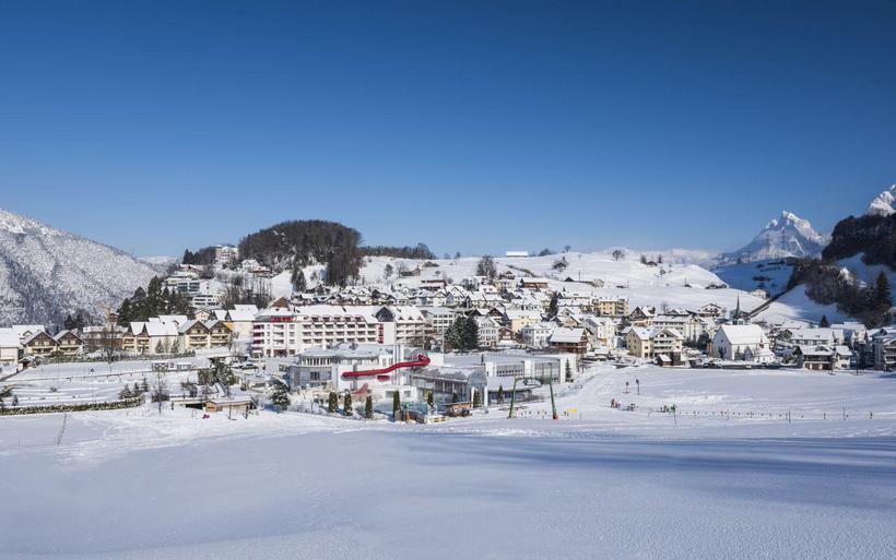 Swiss Holday Park im Winter von aussen