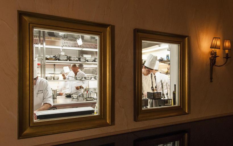 Cheval Blanc By Peter Knogl