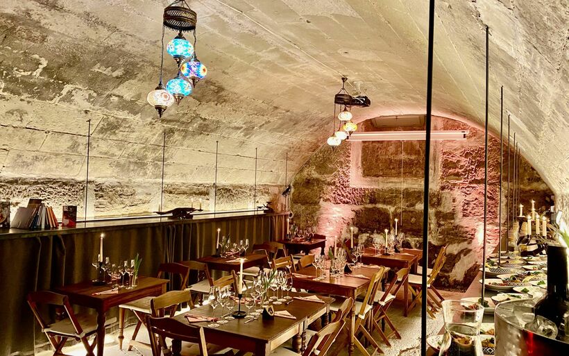 Innenansicht der Spanischen Weinhalle in Burgdorf