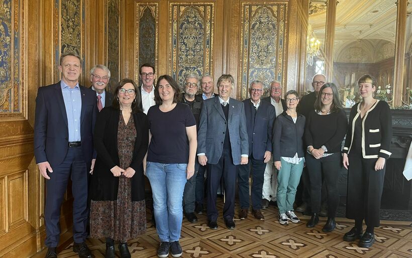 Aktuelle und ehemalige Stiftungsräte: T. Allemann, H. Wiedemann, E. Lüthi-Graf,  A. Züllig, G. Borrelli, R. Flückiger, A. Pfiffner, H.U. Gubser, R. Pfister, L. Tissot, I. Amstutz, T. Krebs, N. Meystre-Schaeren, A. Ecclesia (v.l.)   (Es fehlen: S. Salvisberg, H. Rychener Kistler, P. Witschi, A. Hostettler)