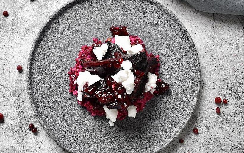 un plat végan betterave