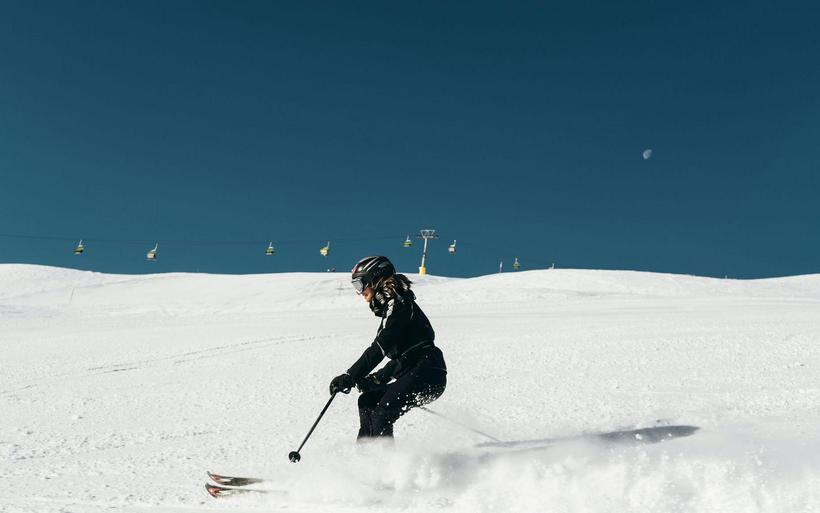 Symbolbild Skifahren