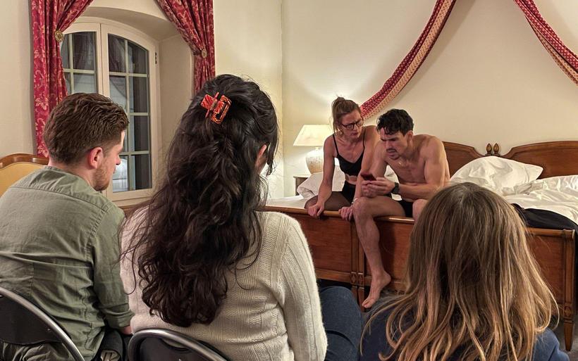 Das Publikum sitzt nur 70 Zentimeter neben der Bühne.