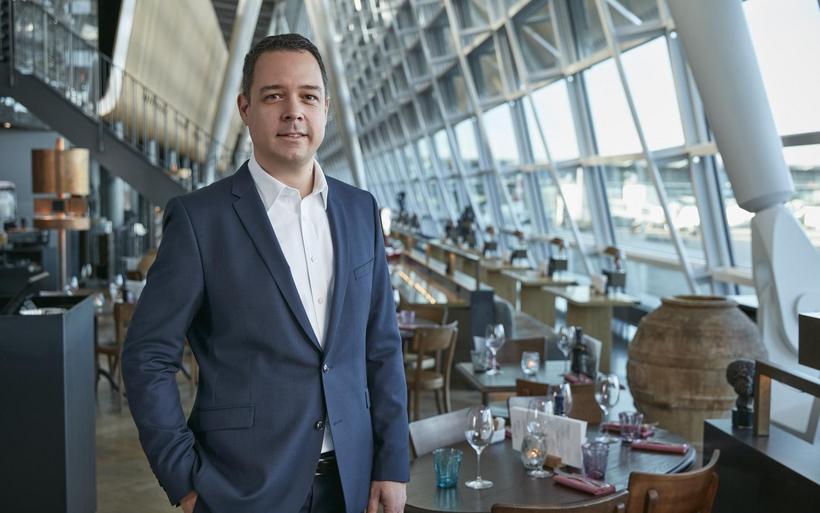 Portrait von Lukas Brosi