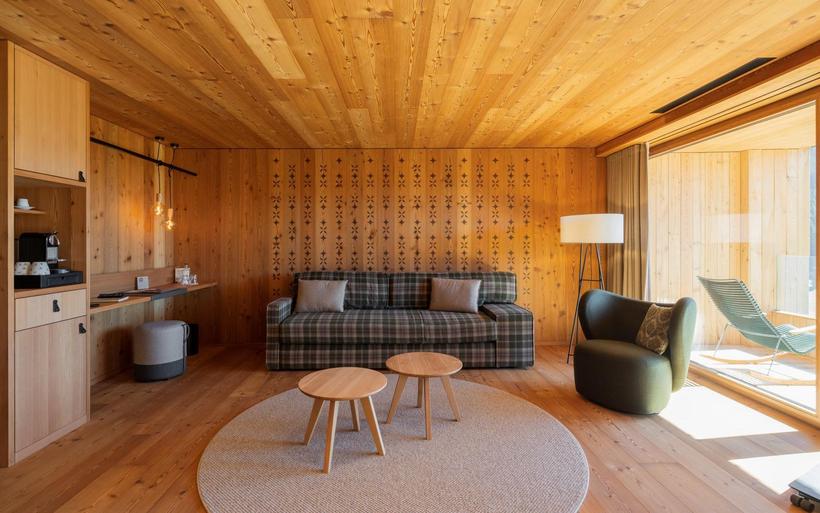 Das Valbella Resort verwendete für den Umbau natürliche Materialien.