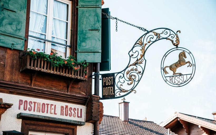 Gasthausschild Rössli