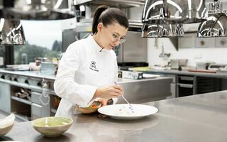 Lucrèce Lacchio vient de reprendre les fourneaux du Berceau des Sens.