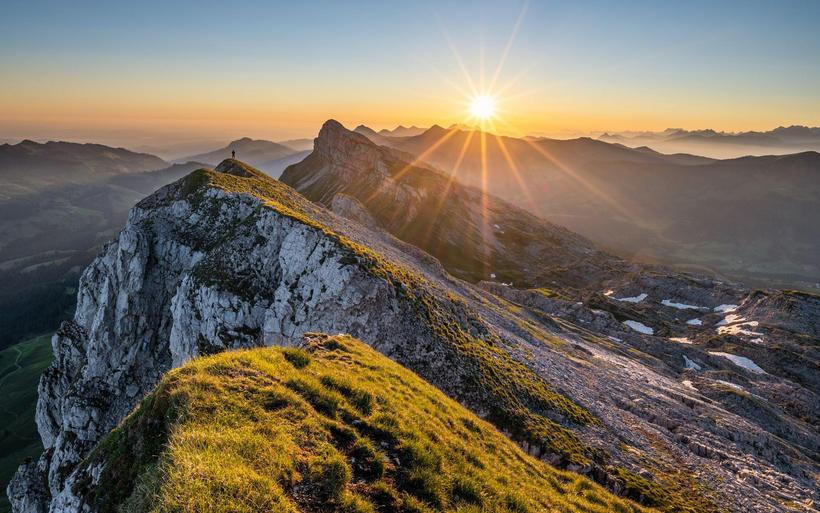 Sonnenaufgang auf der Schrattenfluh Soerenberg_