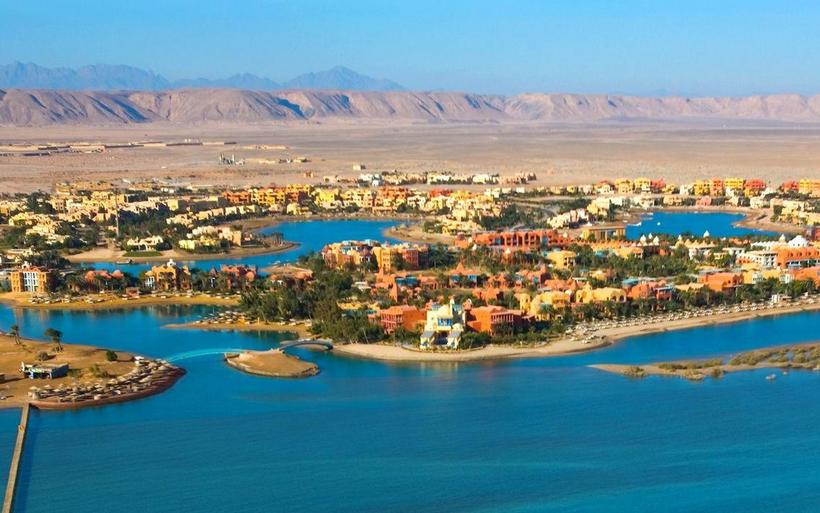 Das «Sheraton Miramar» ist ein weitläufiges ägyptisches Lagunenresort.