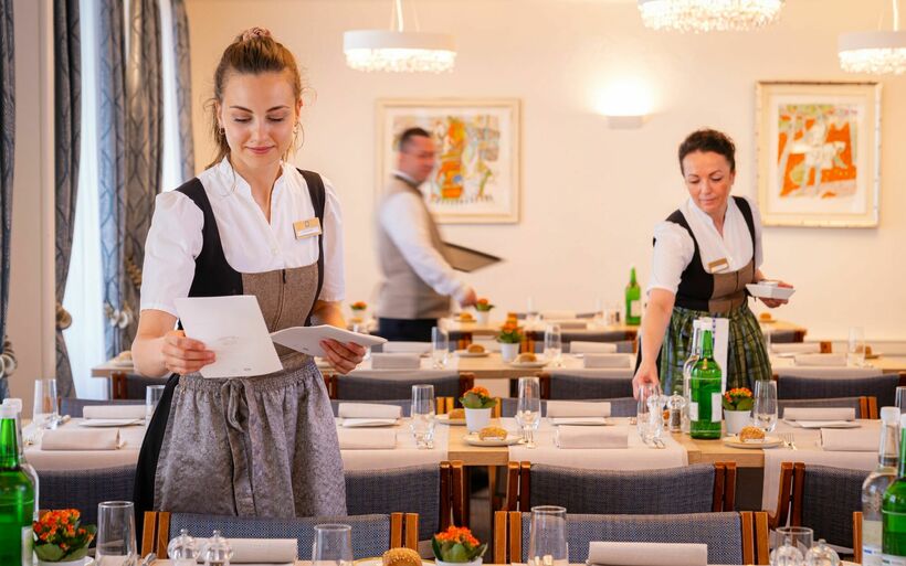 Mit Lohnzulagen kann der Sonntagsschliessung im Betrieb entgegengewirkt werden.