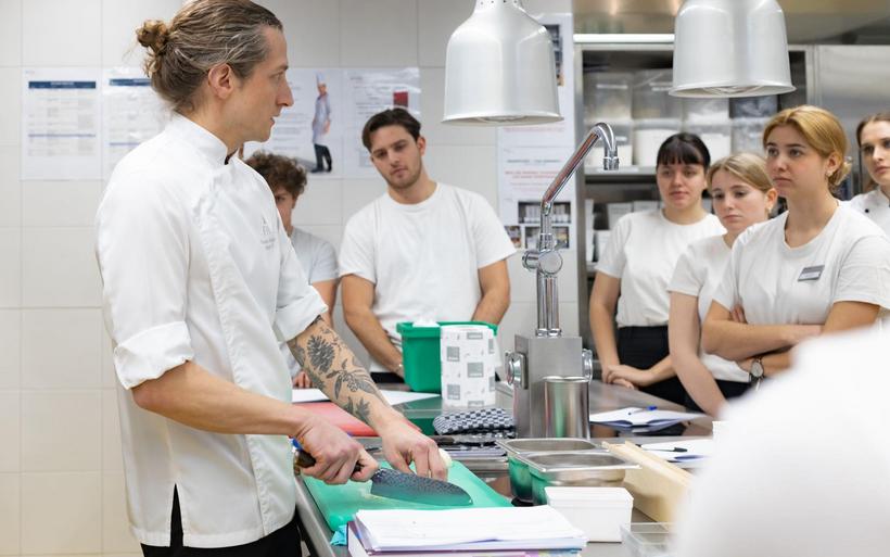 HF-Absolvierende der EHL in Passugg