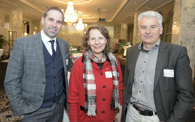 Martin Nydegger, CEO Schweiz Tourismus, Brigitta Gadient, Präsidentin Schweiz Tourismus, Ueli Stückelberger, Verband 