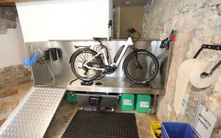 Local de vélos Saint-Ursanne