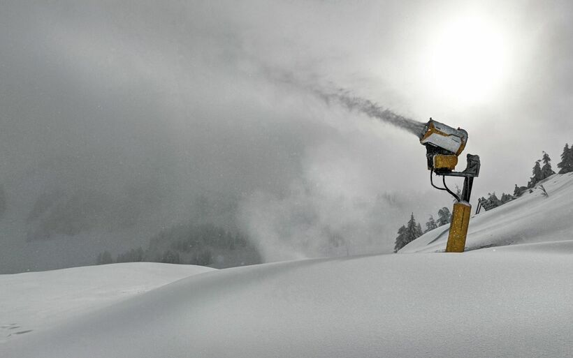 Schneekanone von Technoalpin im Einsatz