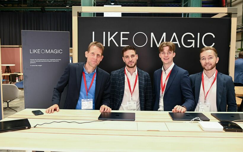 Hospitality Summit Stand Like Magic