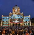Lichtshow am Bundesplatz in Bern