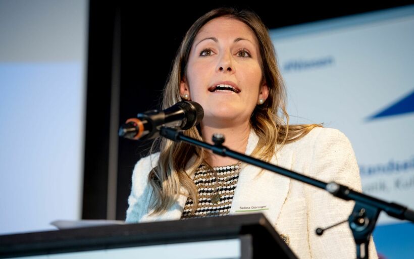 Laudatorin Selina Döringer, Nachwuchspreisträgerin 2020.